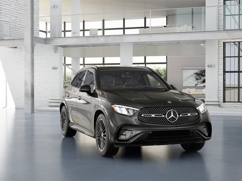 New 2025 Mercedes-Benz GLC 300 image 4
