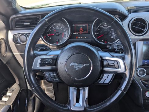 Used 2021 Ford Mustang Premium image 21