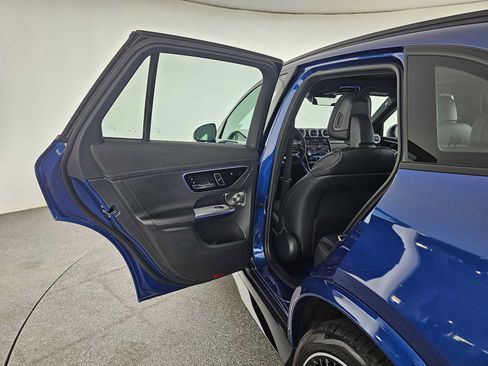 Used 2024 Mercedes-Benz GLC 43 AMG AMG GLC 43 image 15