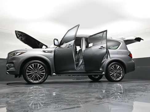 Used 2018 INFINITI QX80 4WD w/ Deluxe Technology Package image 42