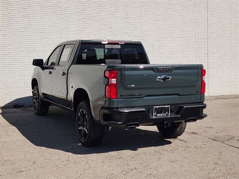 New 2026 Chevrolet Silverado 1500 LT Trail Boss w/ Dark Appearance Package image 3