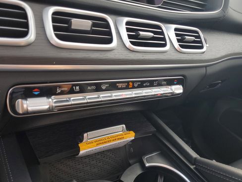 Used 2026 Mercedes-Benz GLS 450 4MATIC image 26