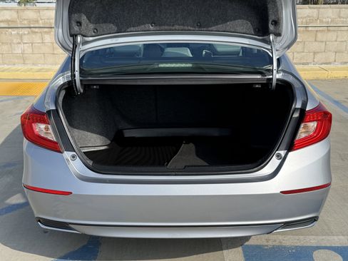 Used 2020 Honda Accord EX image 13