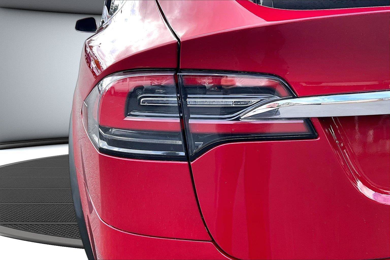 Used 2019 Tesla Model X Long Range AWD/4WD image 24