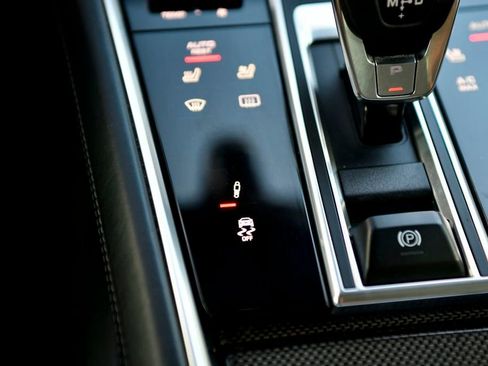 Used 2018 Porsche Panamera Turbo S image 62