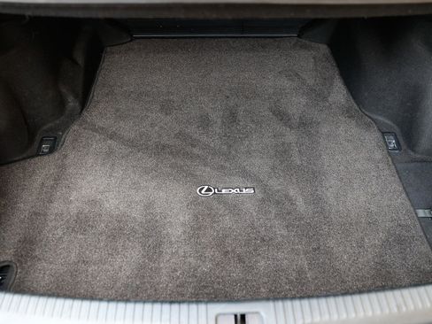 Used 2017 Lexus IS 200t F Sport image 27