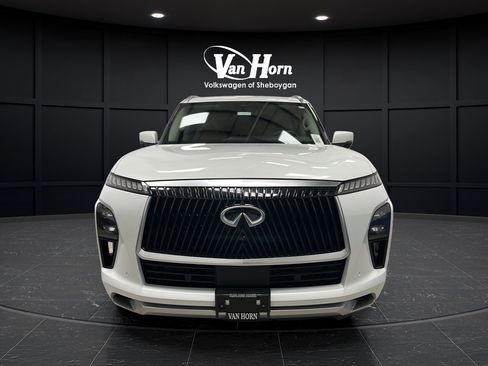 Used 2025 INFINITI QX80 Luxe AWD/4WD image 2