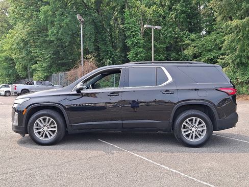 Used 2023 Chevrolet Traverse LT AWD/4WD image 4
