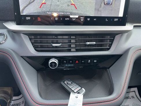 New 2026 Ford Explorer ST-Line w/ ST-Line Street Pack image 11