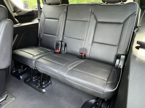 Used 2023 Chevrolet Tahoe Premier AWD/4WD image 31