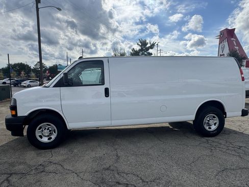 Used 2021 Chevrolet Express 2500 Extended w/ Safety Package image 9