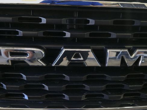 Used 2023 RAM 1500 Big Horn AWD/4WD image 9