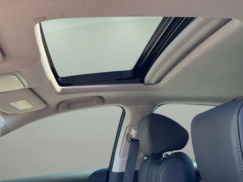 Used 2021 Honda Accord Touring image 19