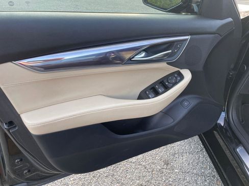 Used 2020 Cadillac CT5 Luxury w/ Cold Weather Package image 17