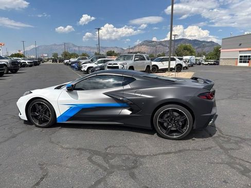 Used 2024 Chevrolet Corvette Stingray Preferred Cpe w/ Z51 Performance Package RWD image 10