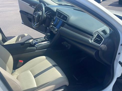 Used 2020 Honda Civic EX image 26