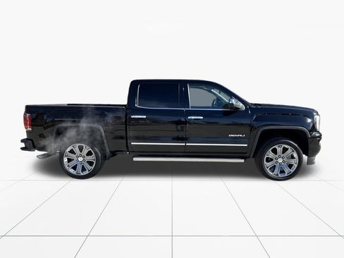 Used 2018 GMC Sierra 1500 Denali w/ Denali Ultimate Package image 10