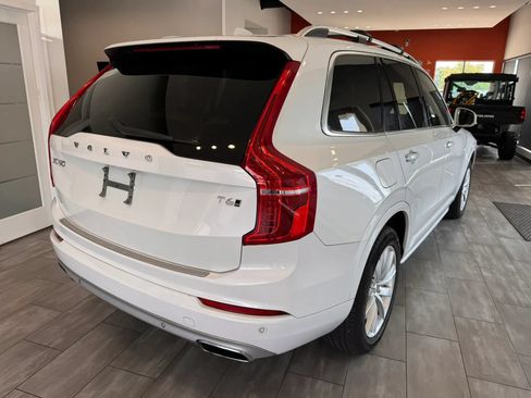 Used 2016 Volvo XC90 T6 Momentum w/ Momentum Plus Package AWD/4WD image 13