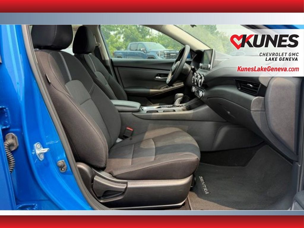 Used 2024 Nissan Sentra SV FWD image 19