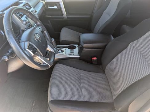 Used 2018 Toyota 4Runner SR5 AWD/4WD image 14