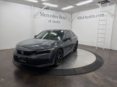 Used 2023 Honda Civic Sport Touring image 3