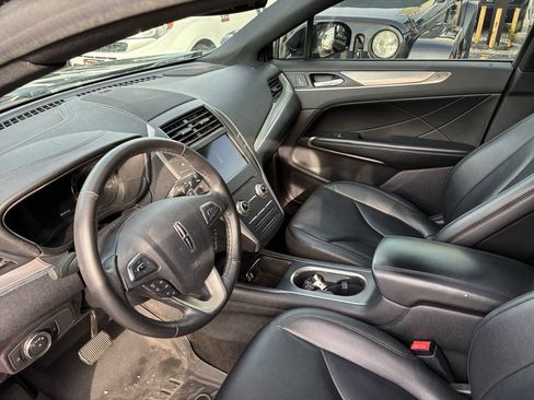 Used 2016 Lincoln MKC Premiere FWD image 16
