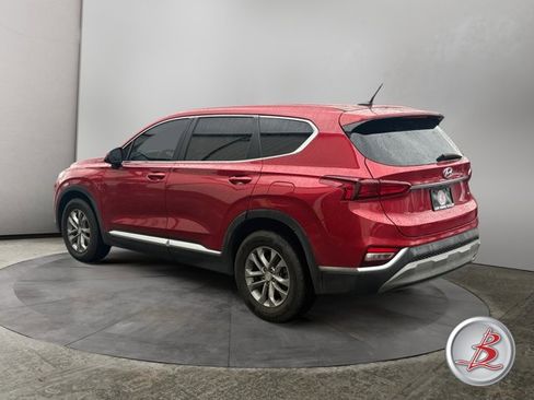 Used 2020 Hyundai Santa Fe SE image 5