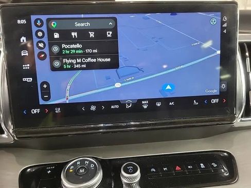 Used 2025 Ford Expedition Max Platinum AWD/4WD image 17