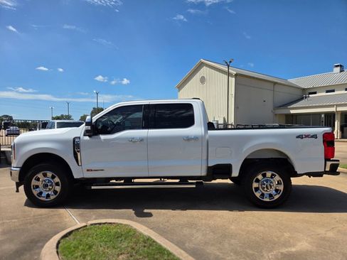 Used 2024 Ford F250 Lariat w/ Chrome Package AWD/4WD image 8