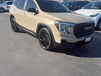 Used 2023 GMC Terrain SLE w/ Driver Convenience Package