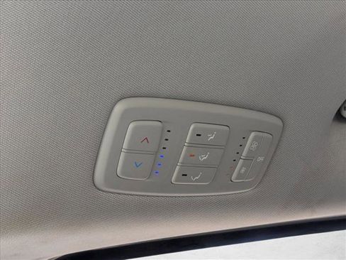 Used 2024 Kia Carnival LX FWD image 13