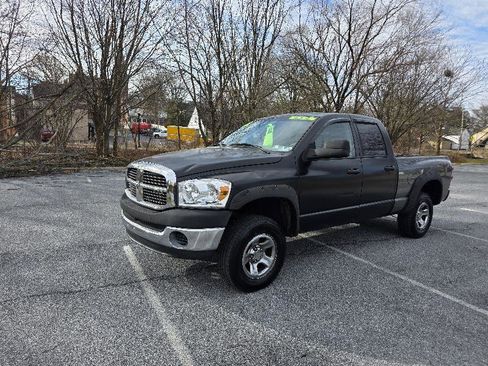 Used 2008 Dodge Ram 1500 Truck ST image 2