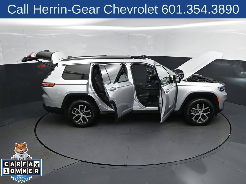 Used 2025 Jeep Grand Cherokee L Limited RWD image 50