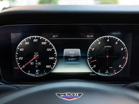 Used 2018 Mercedes-Benz E 400 4MATIC Sedan image 28