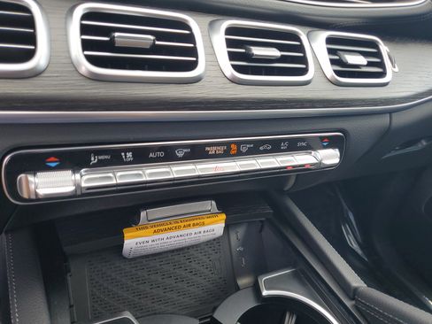 Certified 2026 Mercedes-Benz GLS 450 4MATIC image 30