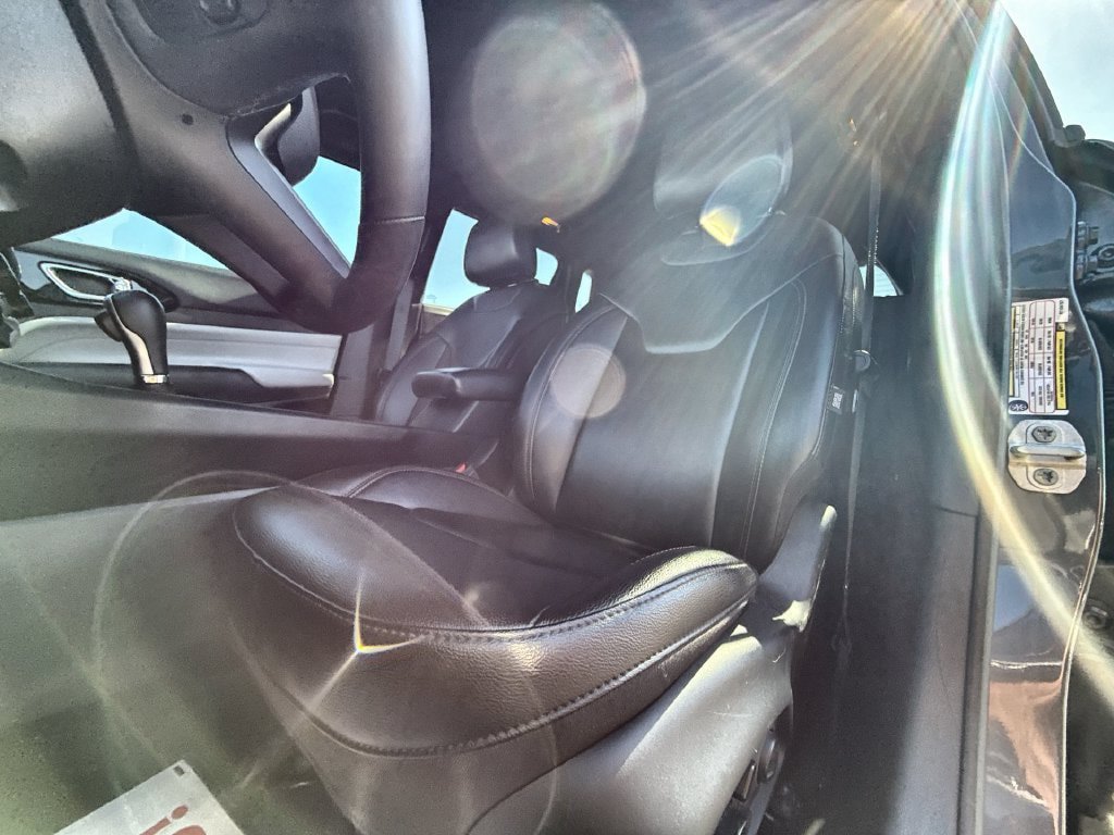Used 2024 Jeep Compass Limited AWD/4WD image 14