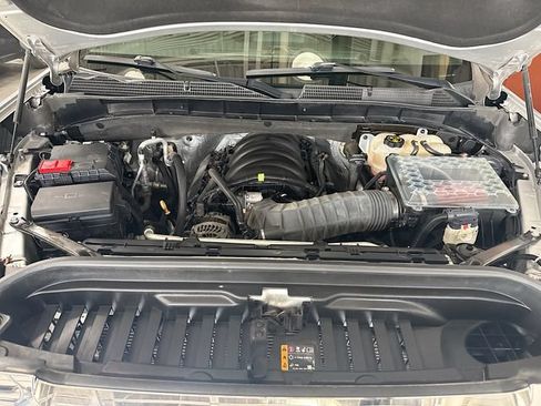 Used 2019 GMC Sierra 1500 SLT AWD/4WD image 31
