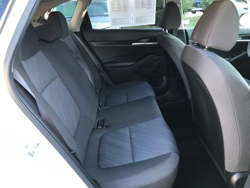 Used 2022 Kia Seltos LX image 25