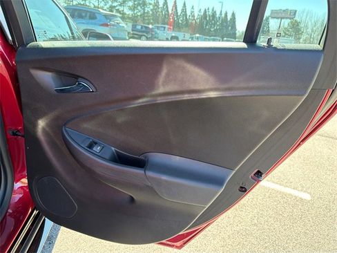 Used 2018 Chevrolet Volt LT image 16