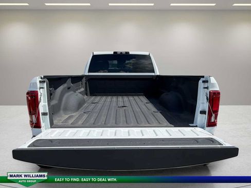 Used 2025 RAM 3500 Big Horn AWD/4WD image 36