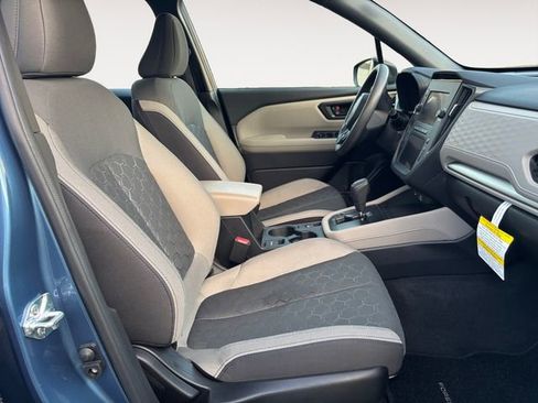 Certified 2025 Subaru Forester Base image 15