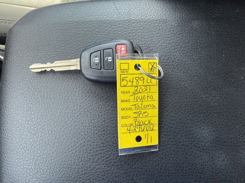 Used 2021 Toyota Tacoma SR image 25