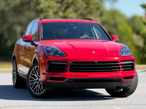 Used 2021 Porsche Cayenne S AWD/4WD image 4