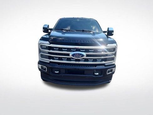Used 2024 Ford F250 Platinum AWD/4WD image 8