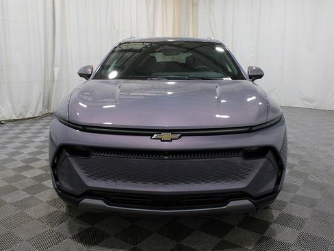 New 2026 Chevrolet Equinox EV LT image 39