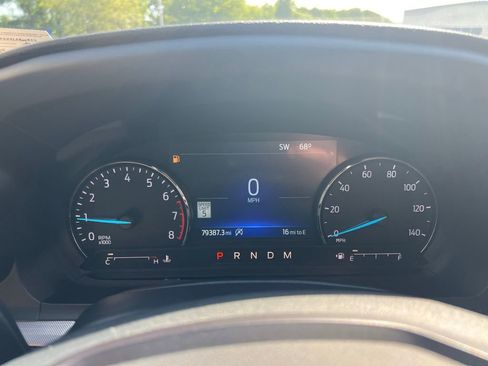 Used 2020 Ford Explorer XLT w/ Equipment Group 202A AWD/4WD image 23