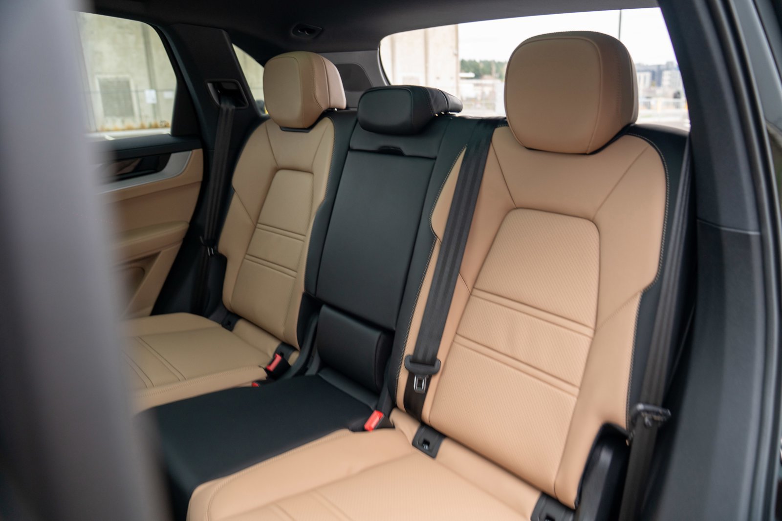 Certified 2026 Porsche Cayenne AWD/4WD image 23