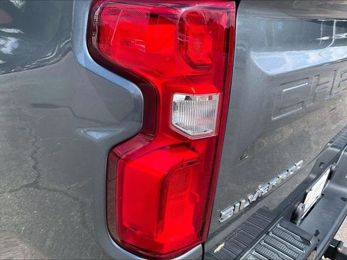 Used 2019 Chevrolet Silverado 1500 LT Trail Boss AWD/4WD image 30