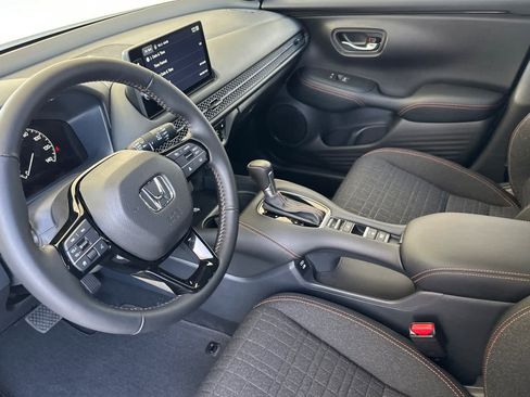 New 2026 Honda HR-V Sport image 9