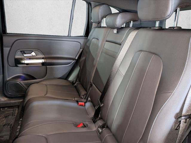 Used 2025 Mercedes-Benz GLB 250 image 20